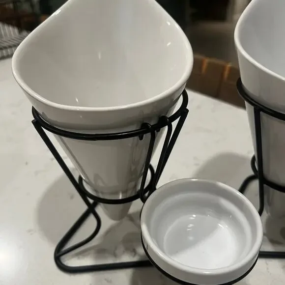 (2) Appetizer Dishes with Saucer - Picture 2 of 7